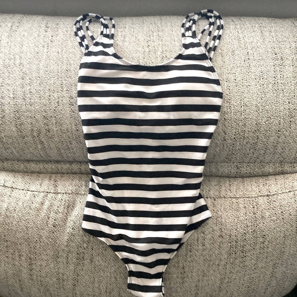 Sexy Strappy Back Stripped One piece Swimsuit | S